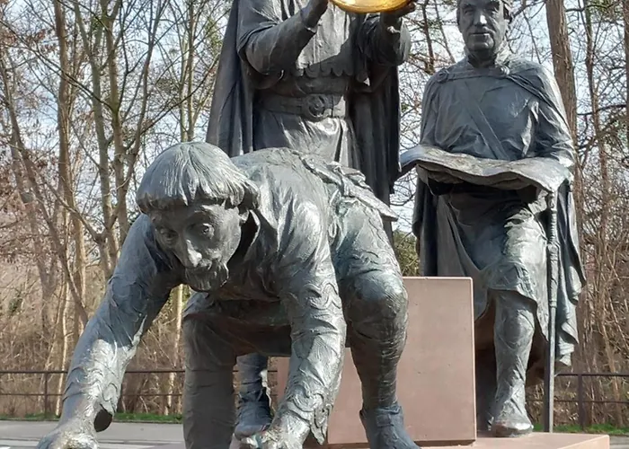 דירה 36, Etwas Andere